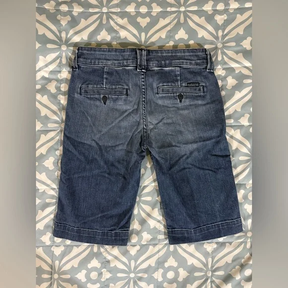 7 for All Mankind Bermuda shorts size 26 - Picture 2 of 4
